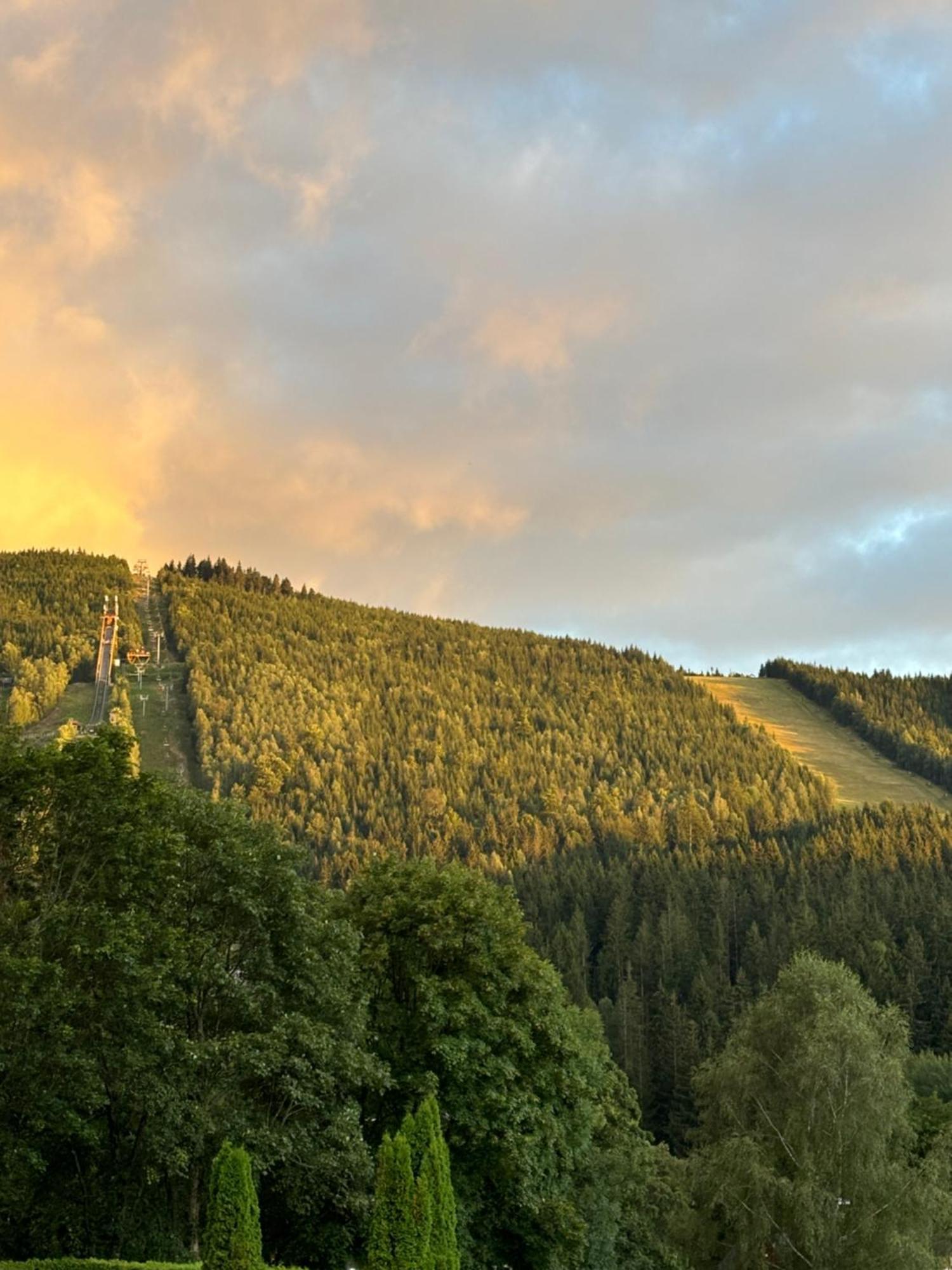 Penzion Verde Rosa Harrachov Esterno foto
